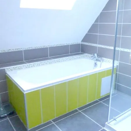 Maison De 4 Chambres Avec Piscine Privee Jardin Clos Et Wifi A Sozy Saint-Sozy